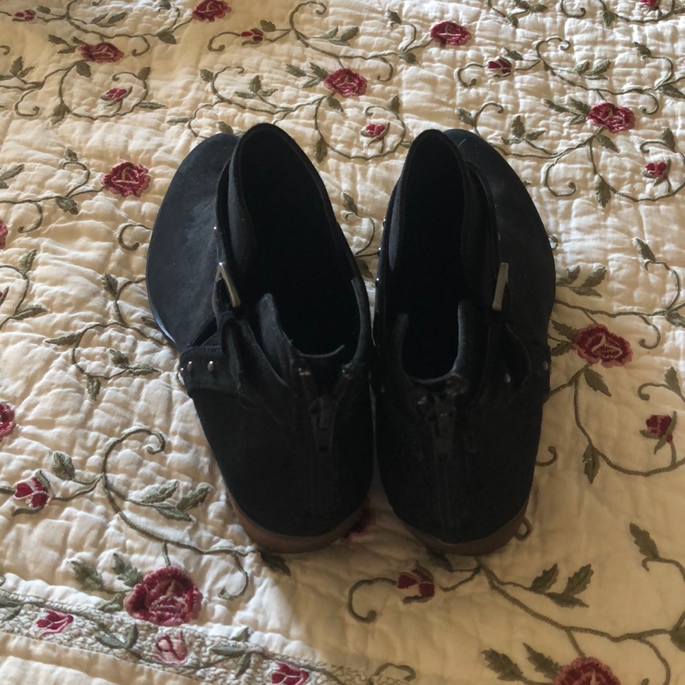 Black Booties - Picture 3 of 6